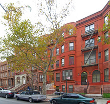 1263 Pacific St Apartments