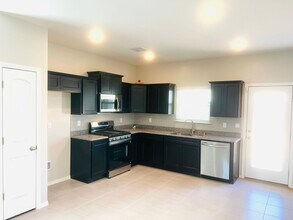 15232 Hunch Ct in El Paso, TX - Building Photo - Building Photo