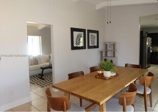 14101 SW 112th St in Miami, FL - Building Photo - Building Photo