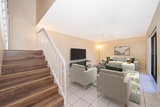 5258 Coral Ct in Orlando, FL - Building Photo - Building Photo