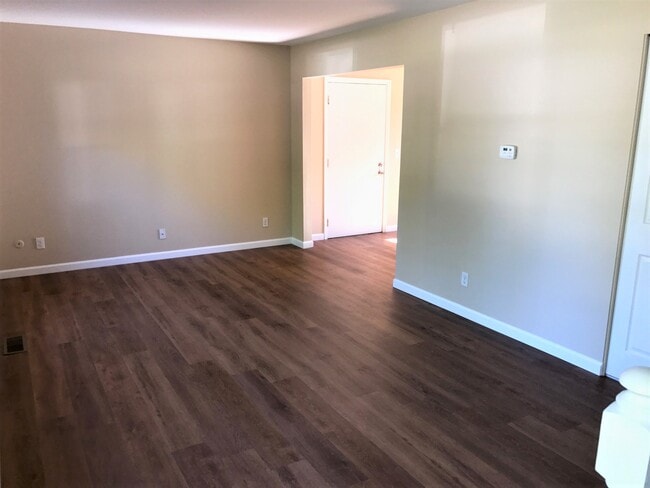 4554 Baylor Ct in Saginaw, MI - Building Photo - Building Photo