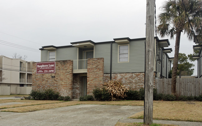 117 Raspberry St in Metairie, LA - Building Photo - Building Photo