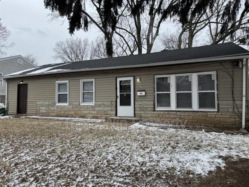 4319 Rozier Dr in St. Louis, MO - Building Photo