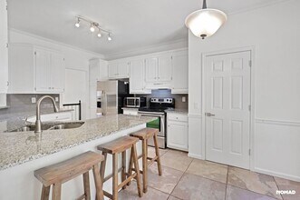 875 Secret Cove Dr NE in Sugar Hill, GA - Building Photo - Building Photo