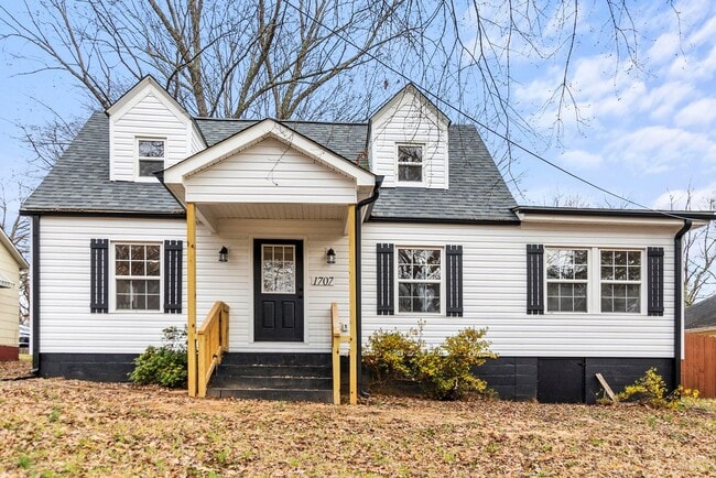 property at 1707 Wilson W Lee Blvd