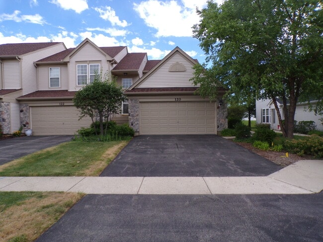 property at 120 W Buckingham Dr