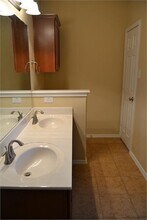 2405 S Clear Creek Rd in Killeen, TX - Building Photo - Building Photo