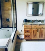 47 Box Canyon Rd in Canoga Park, CA - Building Photo