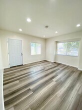 1036 E O St, Unit 1 in Wilmington, CA - Building Photo - Building Photo