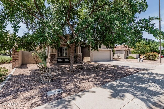 3777 E Vallejo Dr in Gilbert, AZ - Foto de edificio - Building Photo