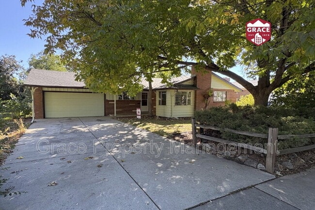520 S Otis St