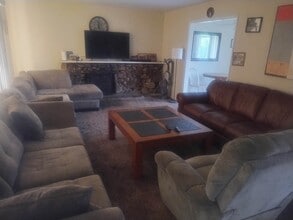 1950 Spahn Ln in Placentia, CA - Building Photo - Building Photo