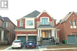 100 Rising Hill Rdg in Brampton, ON - Building Photo