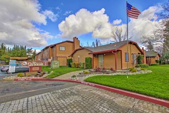 The Greens in Carmichael, CA - Building Photo - Primary Photo