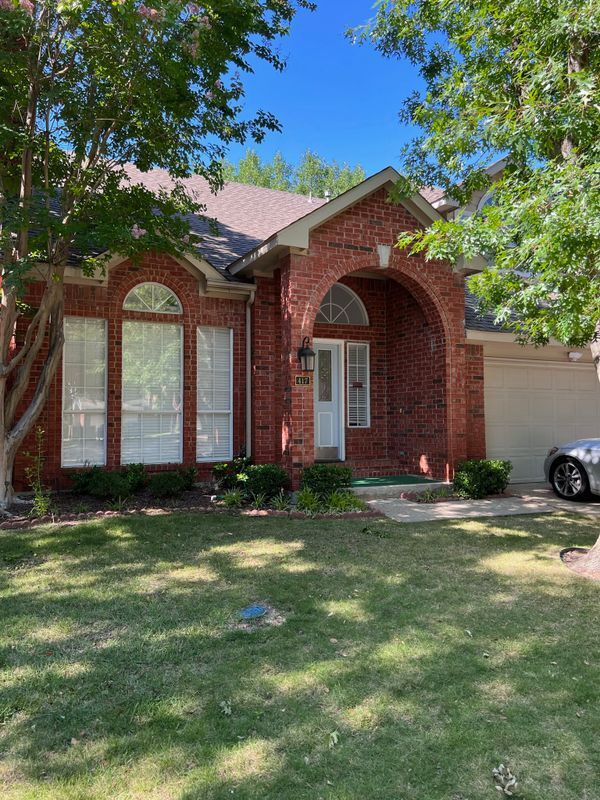 417 Moonlight Way in Irving, TX - Building Photo - Building Photo