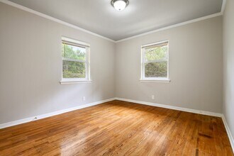 2211 Morehead Ave in Durham, NC - Building Photo - Building Photo