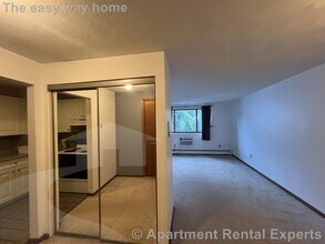 25 Linden Ave in Somerville, MA - Building Photo - Building Photo