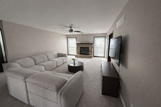 14509 W 94th Terrace in Lenexa, KS - Building Photo - Building Photo