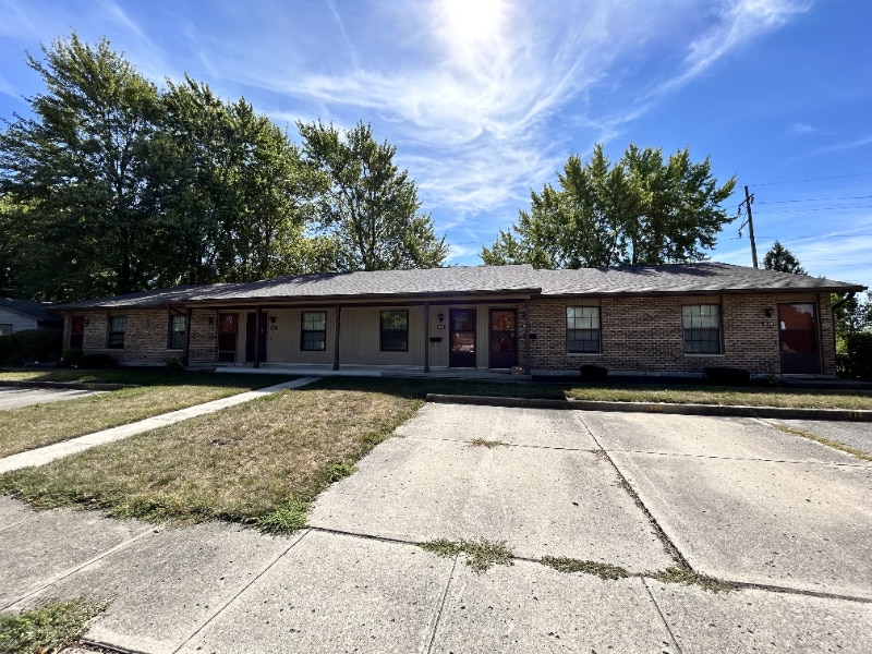 622 Cumberland Dr in Celina, OH - Building Photo
