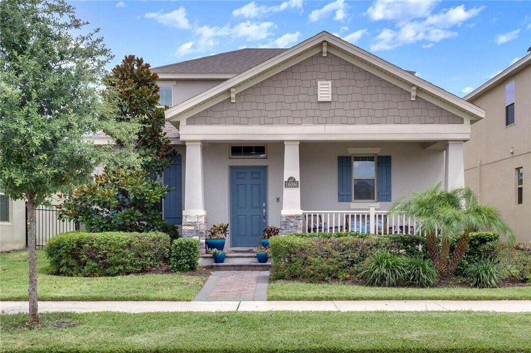 16096 Bayou Crest Dr in Winter Garden, FL - Building Photo