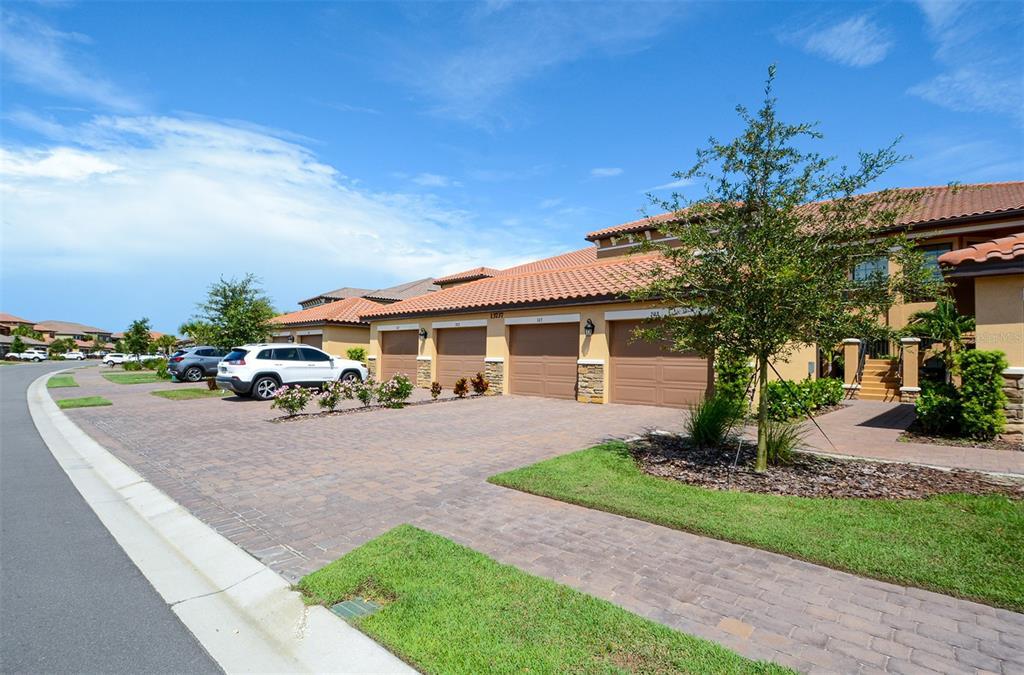 13737 Messina Loop in Bradenton, FL - Building Photo