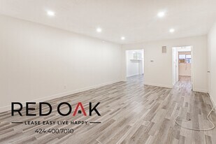 7720 Hampton Ave in Los Angeles, CA - Building Photo