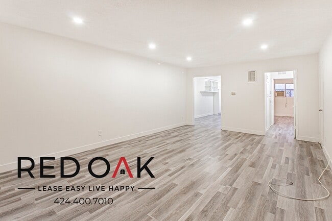 property at 7720 Hampton Ave