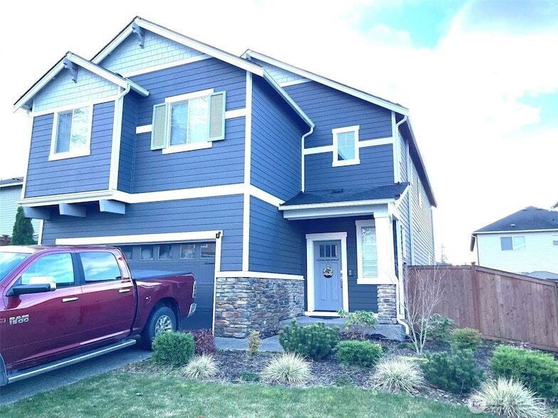 20511 SE 256th St in Covington, WA - Foto de edificio