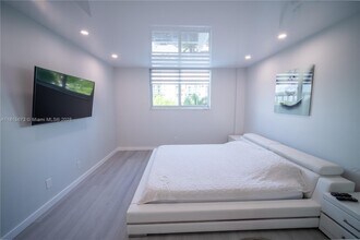 19380 Collins Ave, Unit 311 in Sunny Isles Beach, FL - Building Photo - Building Photo