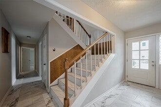 811 Loire Ln in Houston, TX - Building Photo - Building Photo