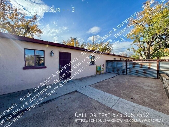 property at 2151 Calle Del Sur