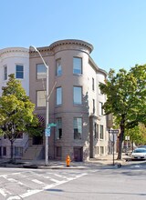 2601 N Charles St in Baltimore, MD - Building Photo - Building Photo