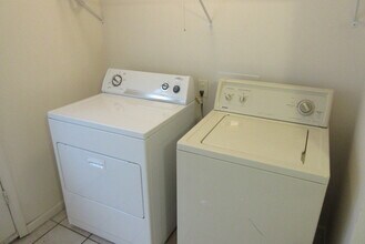 1504 Rosemary Ln in Columbia, MO - Building Photo - Building Photo