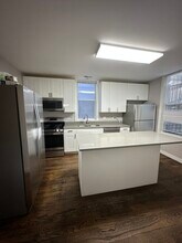 1332 N Western Ave in Chicago, IL - Building Photo - Building Photo