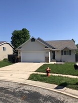 4183 Peregrine Ln SE in Rochester, MN - Building Photo