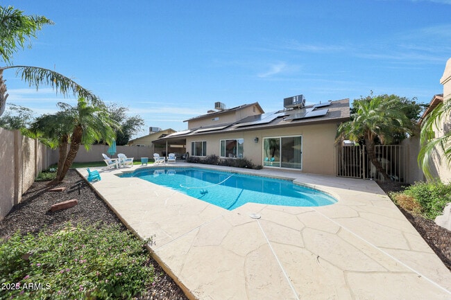 property at 6101 W Grandview Rd