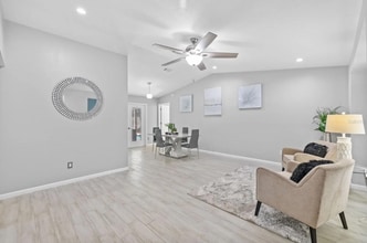 1932 Brainerd Ct in Lutz, FL - Building Photo - Building Photo