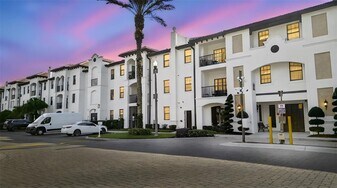 5550 E Michigan St in Orlando, FL - Building Photo