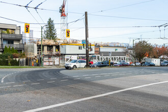 The Grey in Vancouver, BC - Building Photo - Building Photo