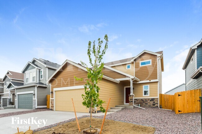 10512 Horton Dr in Colorado Springs, CO - Foto de edificio - Building Photo