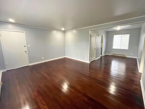 325 E 19th Ave in Eugene, OR - Foto de edificio - Building Photo