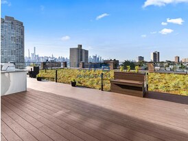 62 69th St in Guttenberg, NJ - Building Photo