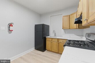 5820 Race St in Philadelphia, PA - Building Photo - Building Photo