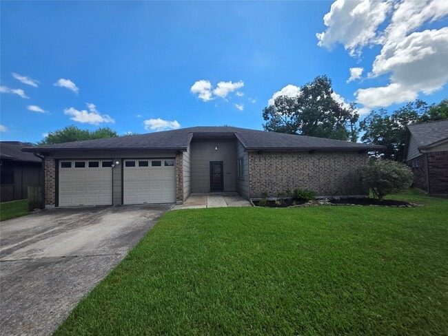 property at 2777 Forest Point Dr