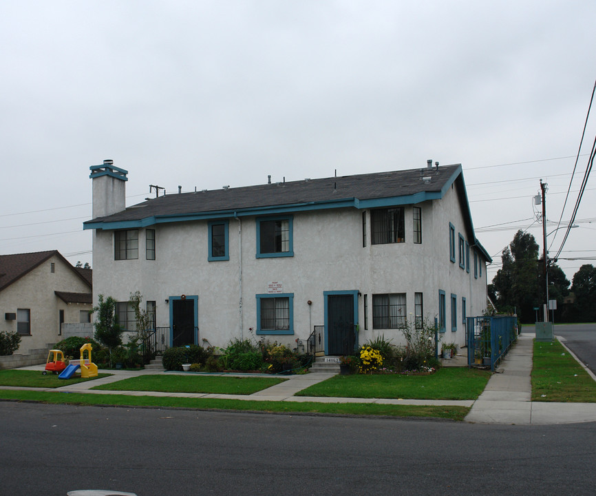 14861-14867 Adams St in Midway City, CA - Building Photo