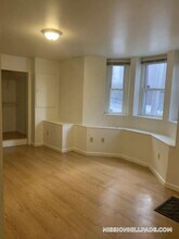 2 Shepherd Ave in Boston, MA - Building Photo - Building Photo