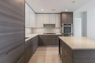 1 Franklin St, Unit 3107 in Boston, MA - Foto de edificio - Building Photo