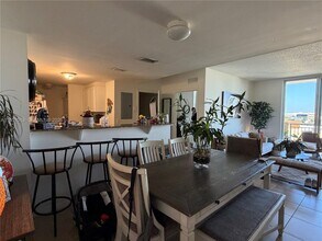 215 SW 42nd Ave in Coral Gables, FL - Building Photo - Building Photo