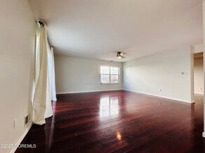 891 Crimson Ct in Morganville, NJ - Building Photo - Building Photo