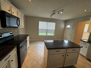 16602 N Quadrant Ct in Crosby, TX - Building Photo - Building Photo
